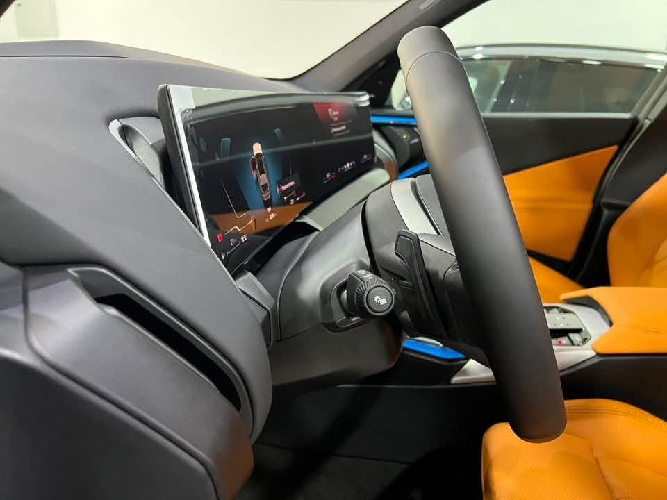 BMW X3 - image 8