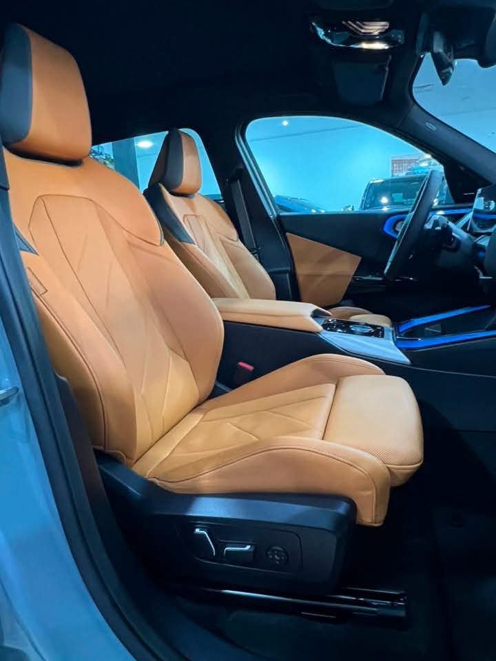 BMW X3 - image 11
