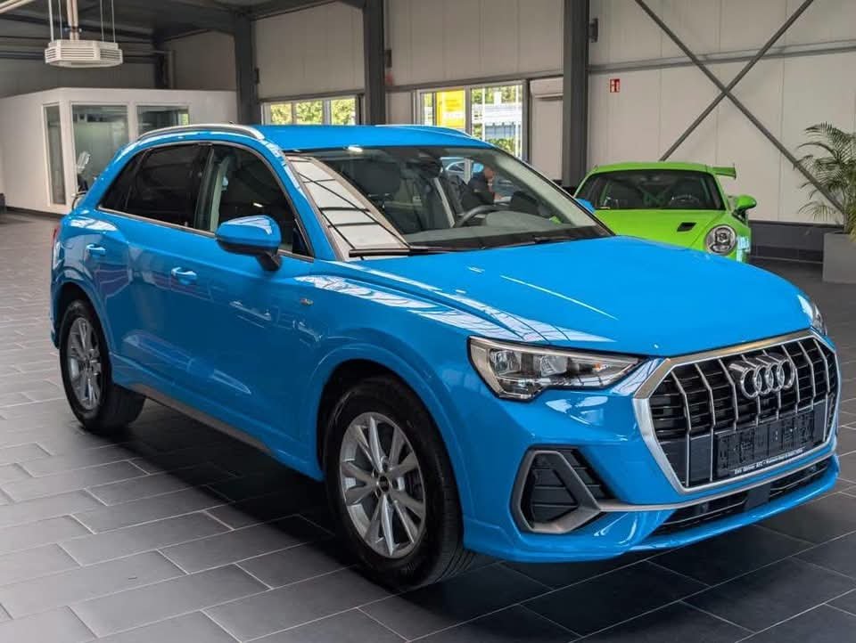 Audi Q3 35 TDI S line - image 4