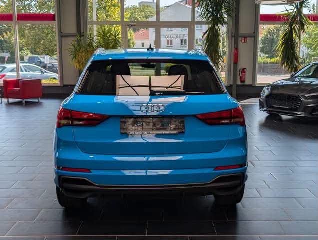 Audi Q3 35 TDI S line - image 13