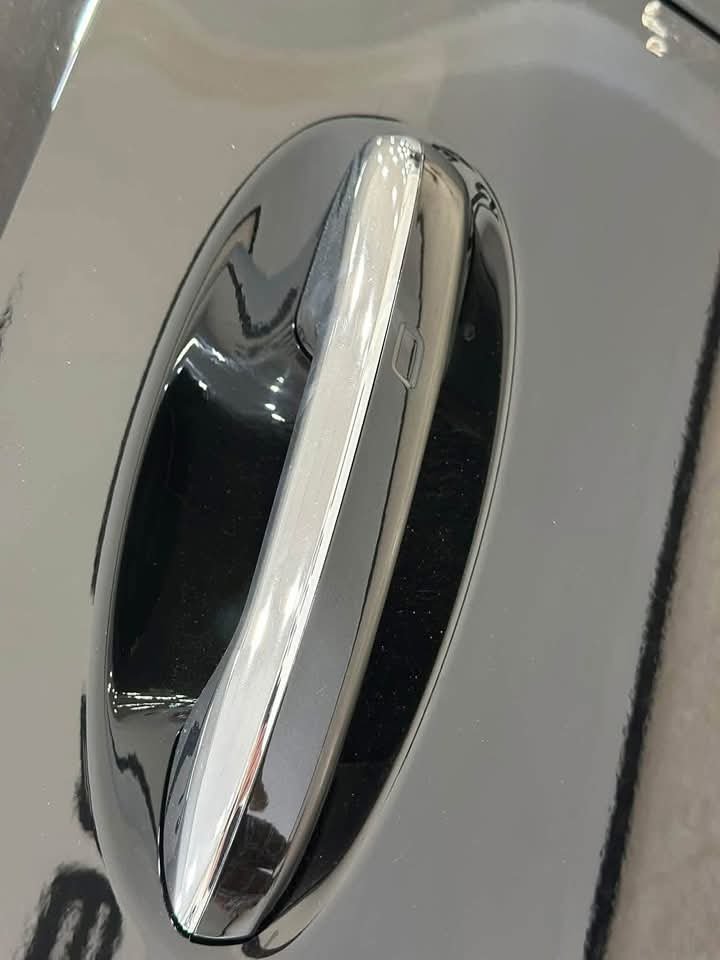 Mercedes-Benz C 300 d - image 12