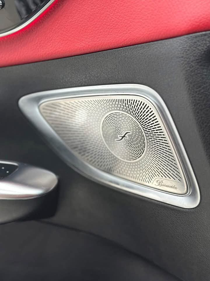 Mercedes-Benz C 300 d - image 17