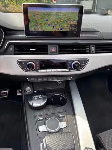 Audi Cabriolet - image 7