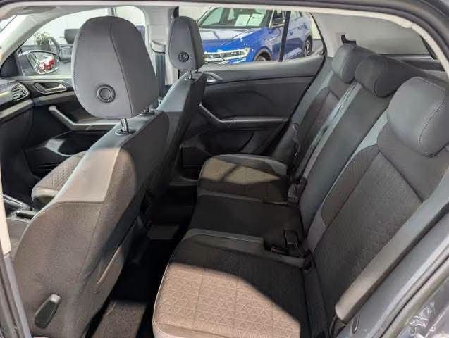 Volkswagen T-Cross - image 9