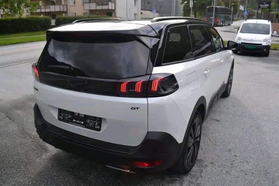 Cupra Leon 1.4 e-Hybrid - image 4