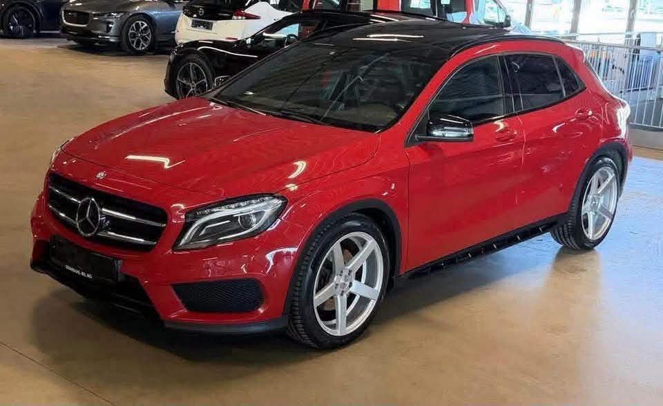 Mercedes-Benz GLA 220 4MATIC AMG - image 6