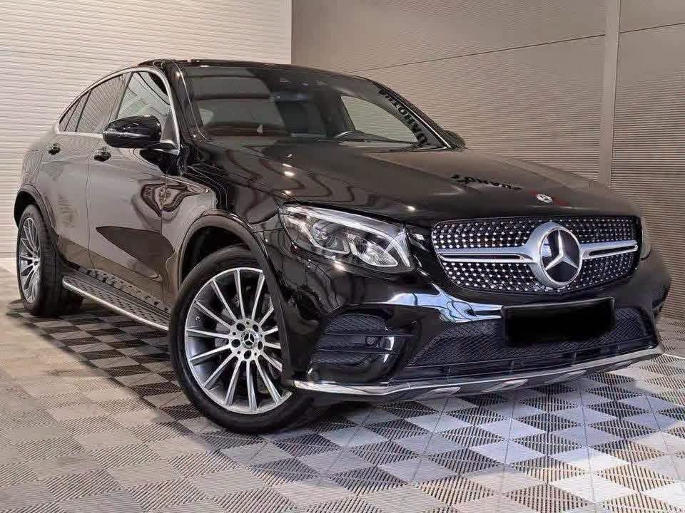 Mercedes-Benz GLC 250 Coupé 4MATIC AMG