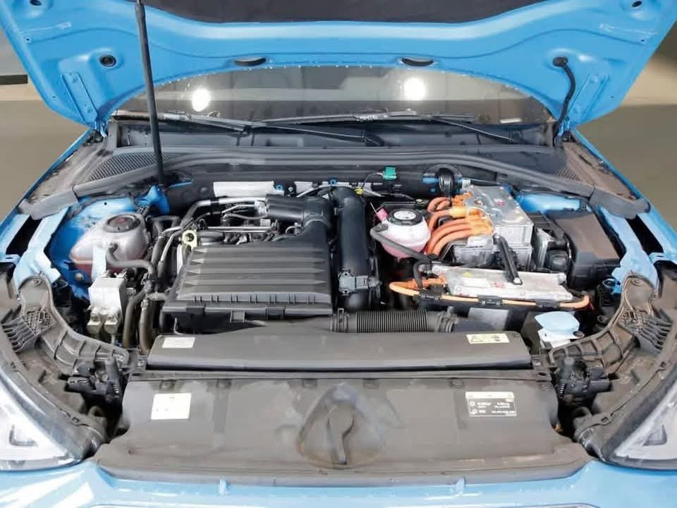 Audi A3 Sportback 40 TFSI e S line - image 16