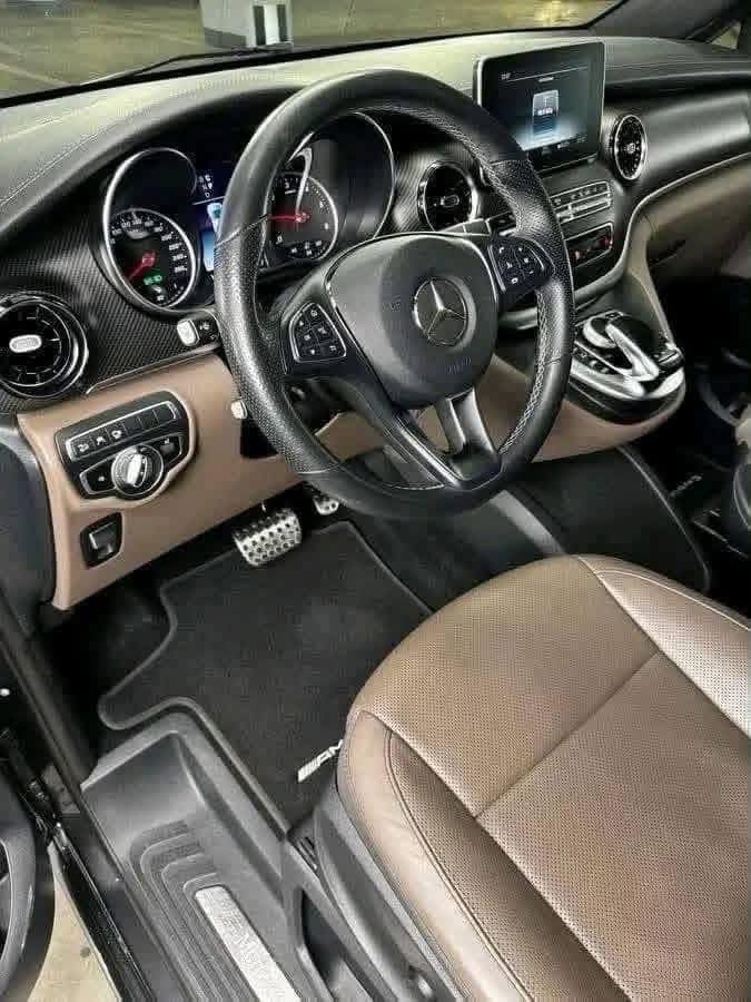 Mercedes-Benz V-Class 300 d Long II - image 7