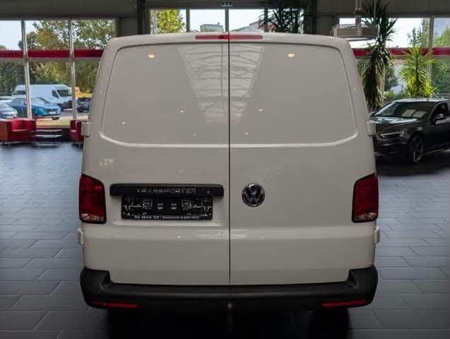 Volkswagen Transporter T6.1 2.0 TDI - image 4