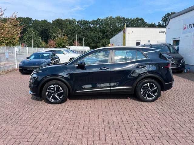 Kia Sportage Hybrid - image 8