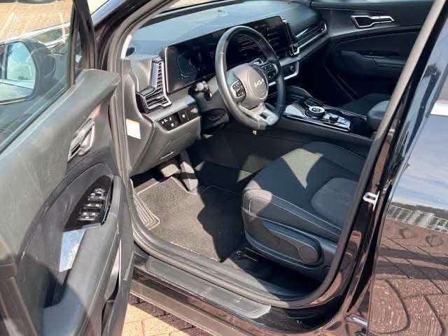 Kia Sportage Hybrid - image 9
