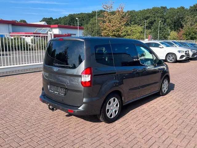 Ford Tourneo Courier 1.5 Diesel - image 11