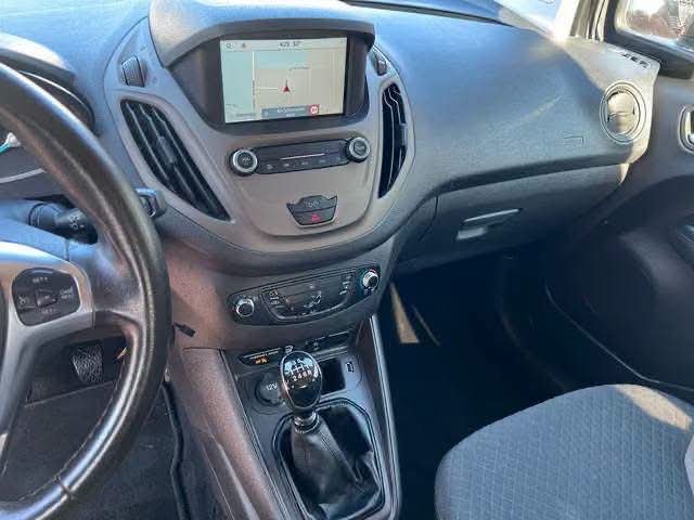 Ford Tourneo Courier 1.5 Diesel - image 17