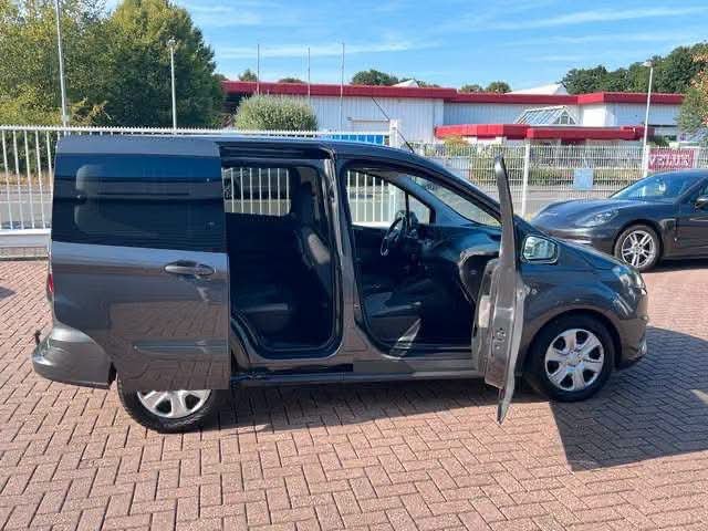 Ford Tourneo Courier 1.5 Diesel - image 20
