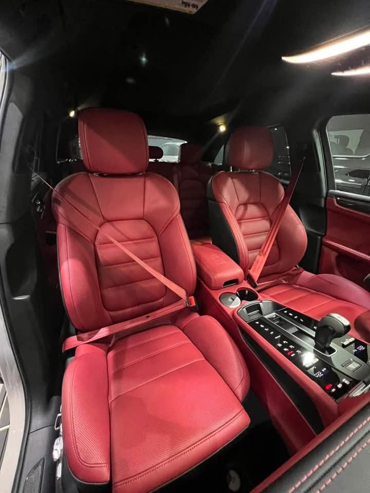 Porsche Macan T - image 21