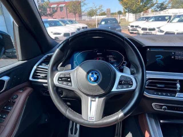 BMW X5 xDrive45e M Sport - image 15