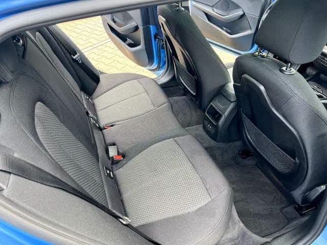 BMW 116d Advantage - image 10