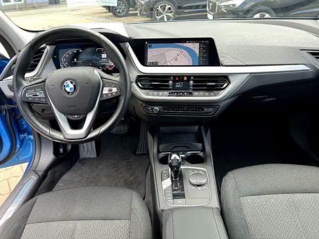 BMW 116d Advantage - image 17