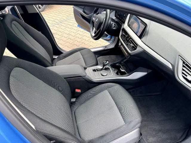 BMW 116d Advantage - image 15