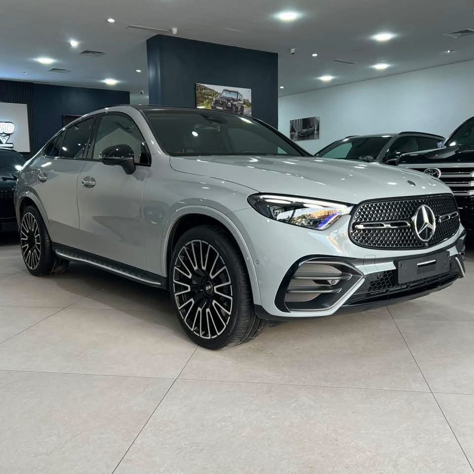 Mercedes-Benz GLC 300d IMSA - image 2