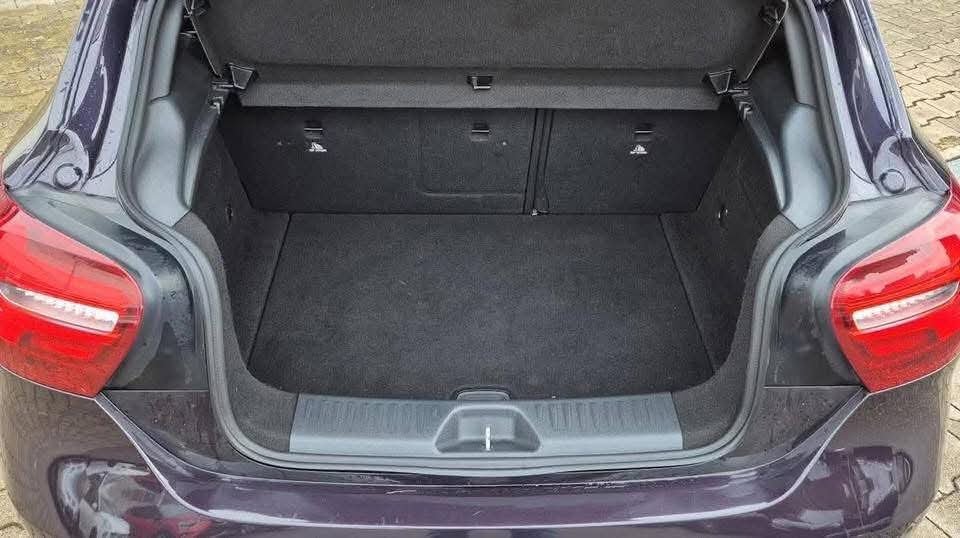 Mercedes-Benz A 180 BE Urban - image 21