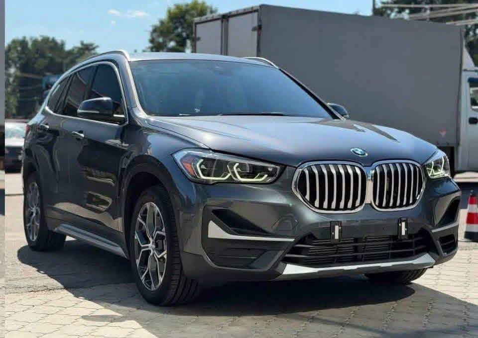 BMW X1 xDrive28i II (F48) Facelift - image 6