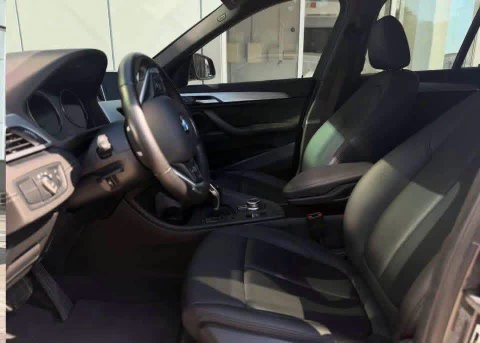 BMW X1 xDrive28i II (F48) Facelift - image 10