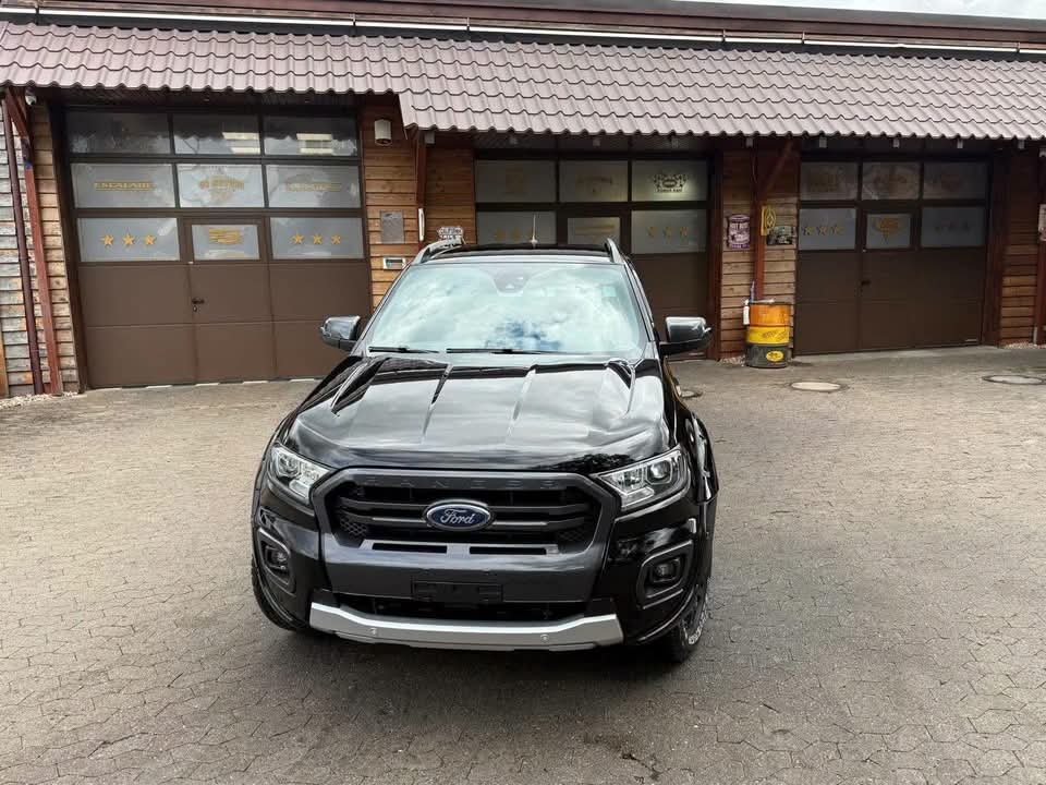 Ford Ranger Wildtrak 4x4 - image 3