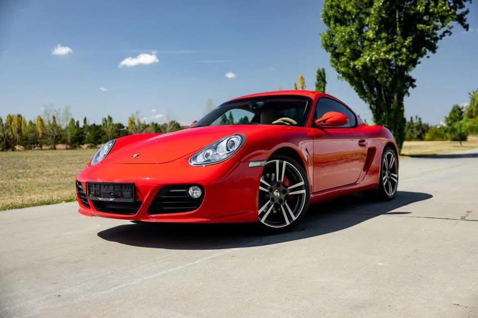 Porsche Cayman - image 6
