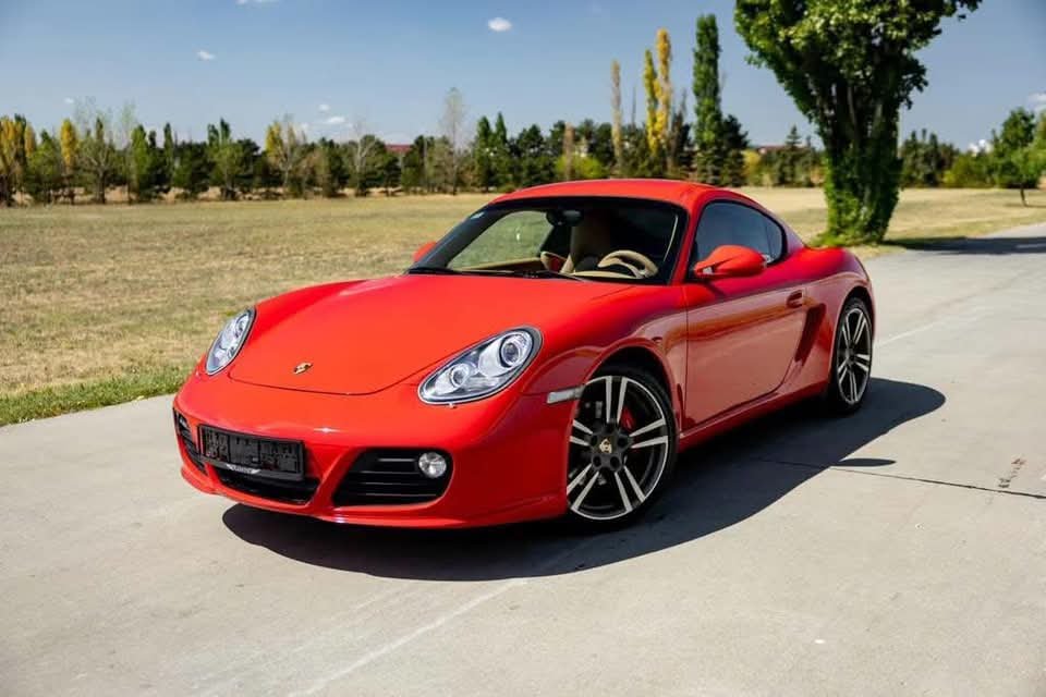 Porsche Cayman - image 7