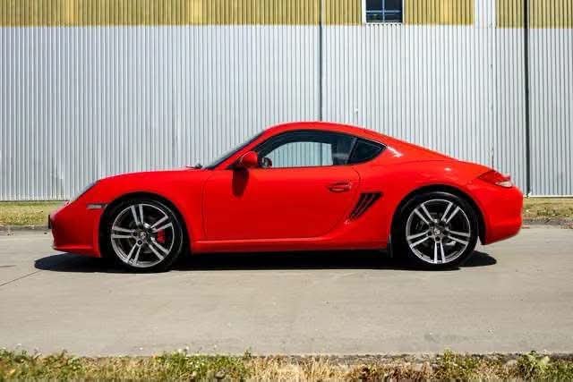 Porsche Cayman - image 11