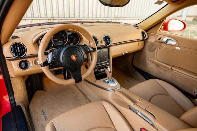 Porsche Cayman - image 28