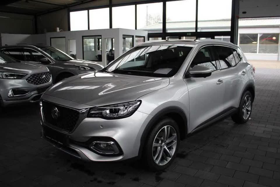 MG HS 1.5 T-GDI Luxury - image 2