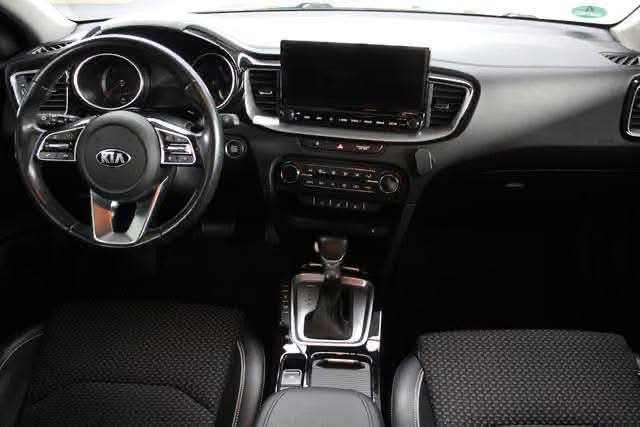 Kia XCeed 1.6 CRDi Spirit - image 11