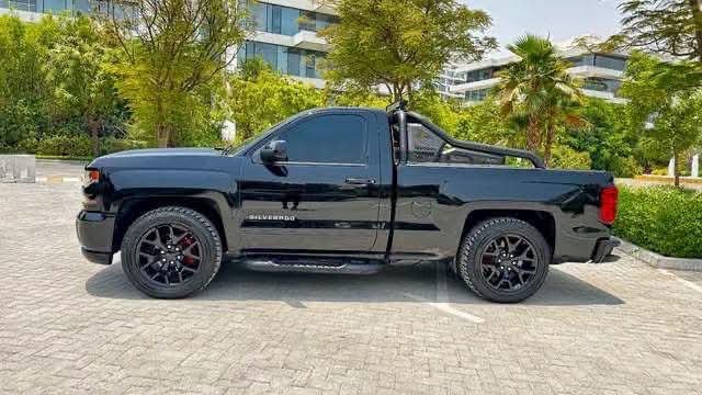 Chevrolet Silverado Z71 Night - image 25
