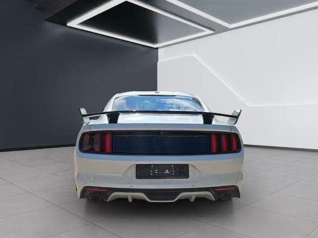 Ford Mustang 5.0 V8 GT - image 3