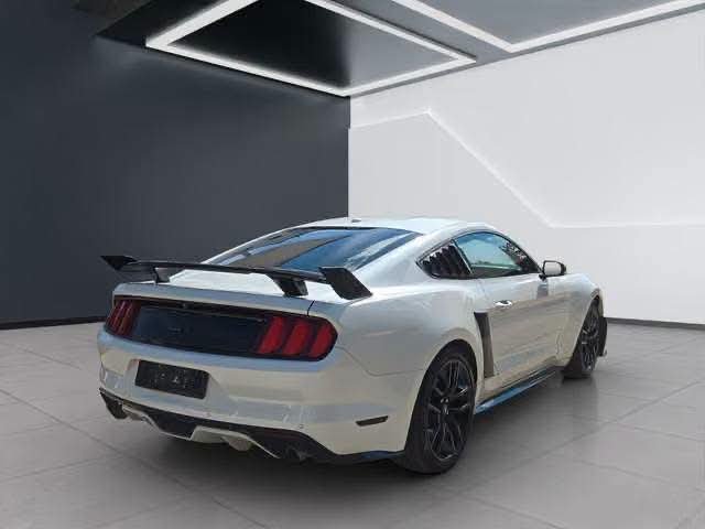 Ford Mustang 5.0 V8 GT - image 4