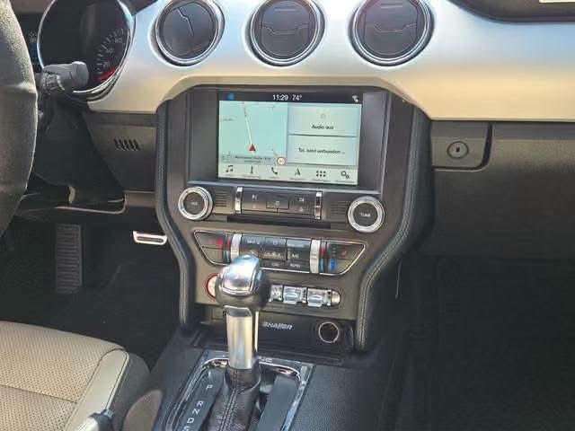 Ford Mustang 5.0 V8 GT - image 14