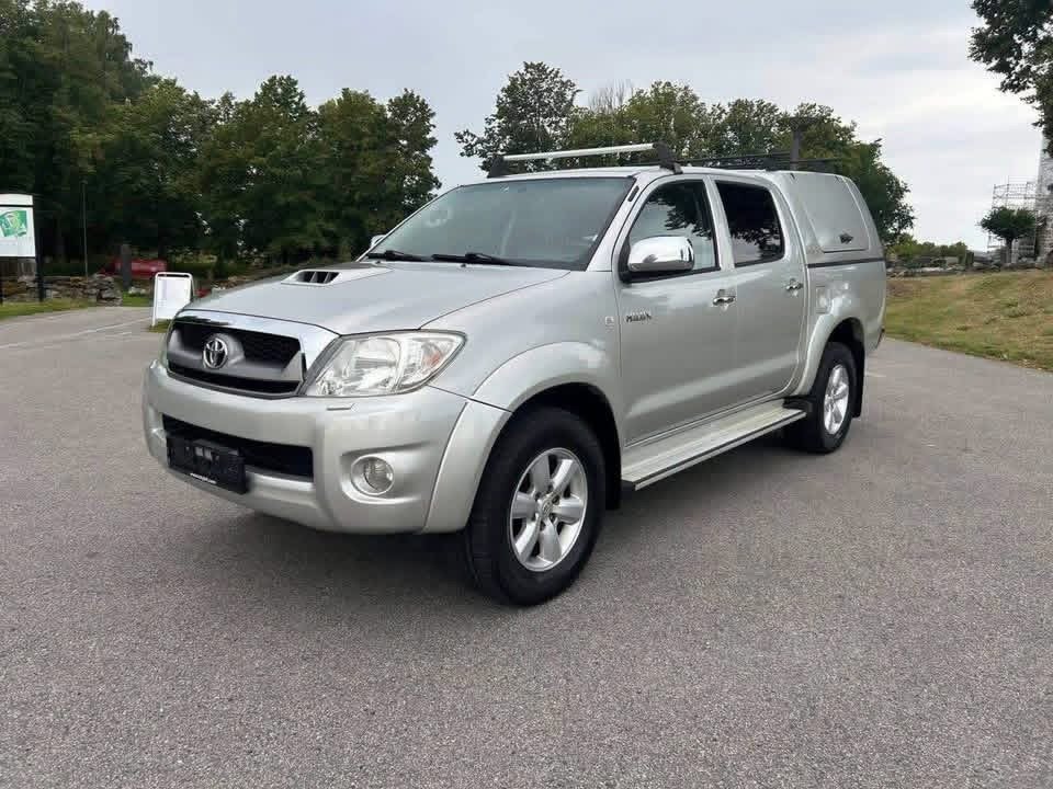 Toyota Hilux 3.0 D-4D - image 5