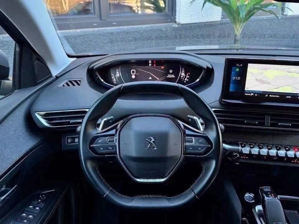 Peugeot 3008 1.5 HDi EAT8 - image 4