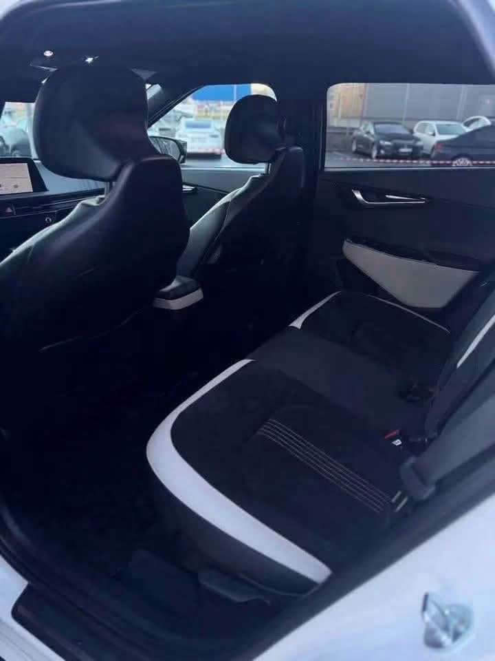 Kia EV6 AWD GT-Line 77 kWh - image 29