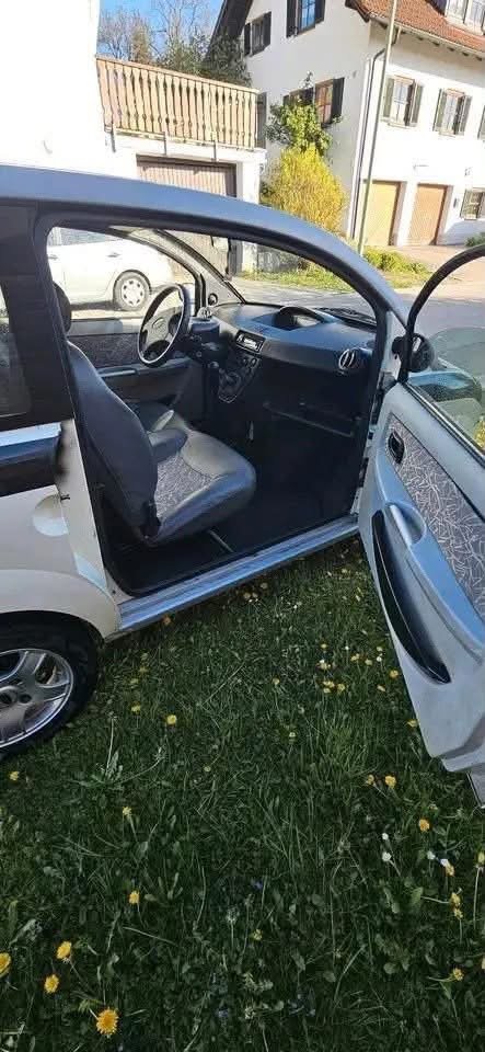 Microcar MC1 - image 3