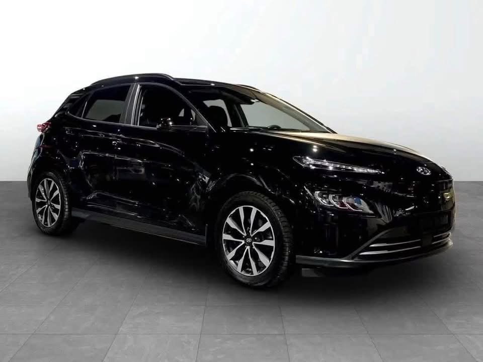 Hyundai KONA Premium LR - image 4