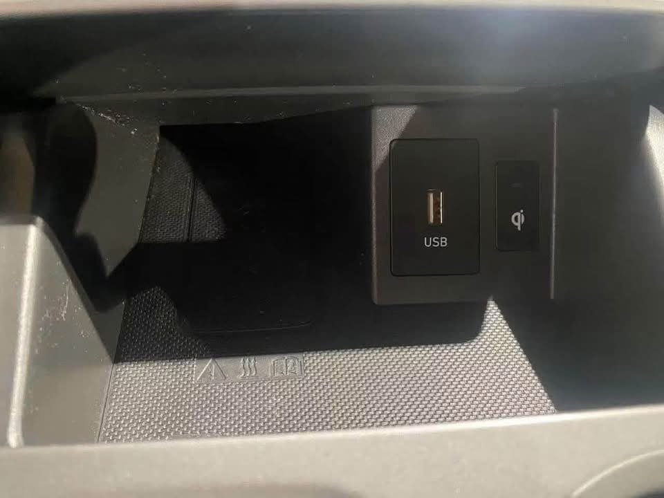 Hyundai KONA Premium LR - image 23