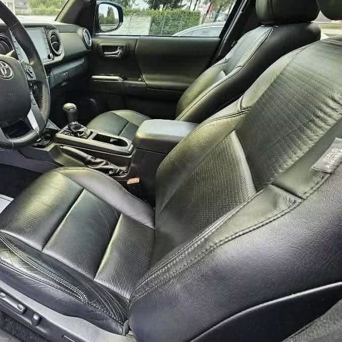 Toyota Tacoma 4x4 TRD - image 21