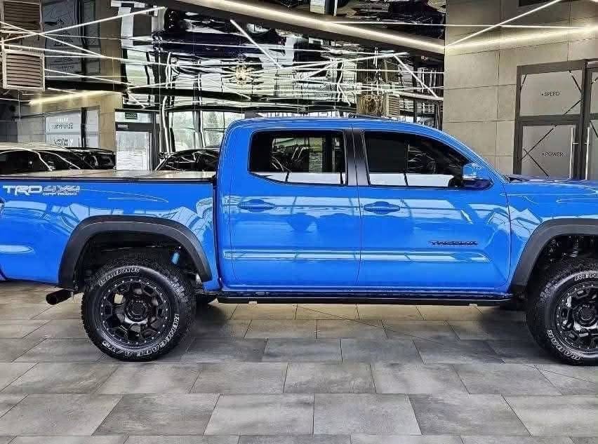Toyota Tacoma 4x4 TRD - image 27