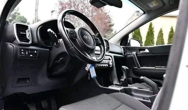 Kia Sportage 1.6 GDI 2WD Vision - image 8