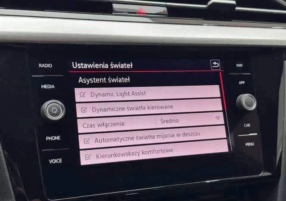 Volkswagen Arteon R-Line - image 28