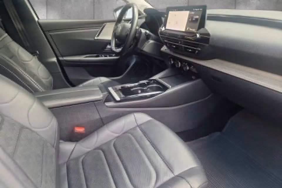 Citroën C5 X Hybride Rechargeable 225 Shine - image 7